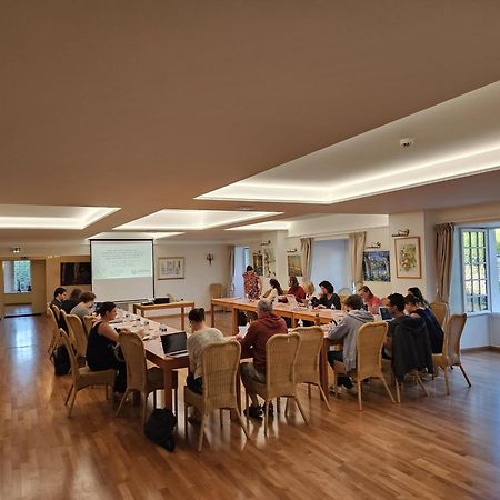 Un séjour d'exception au Logis du Château Saint-Pierre-de-l'Isle Extérieur photo