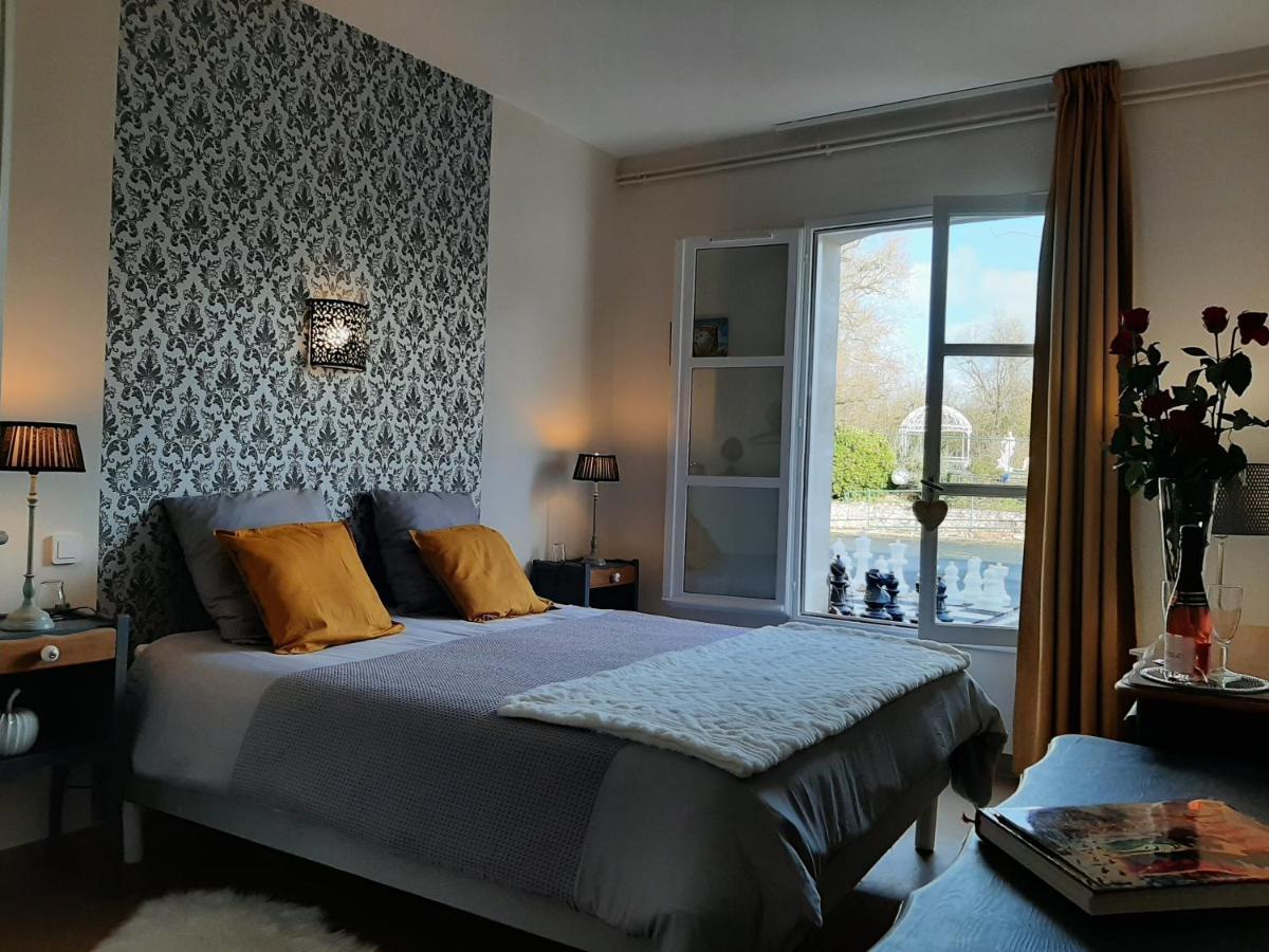 Un séjour d'exception au Logis du Château Saint-Pierre-de-l'Isle Extérieur photo