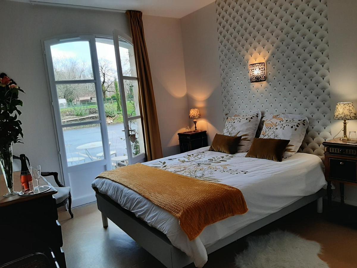 Un séjour d'exception au Logis du Château Saint-Pierre-de-l'Isle Extérieur photo