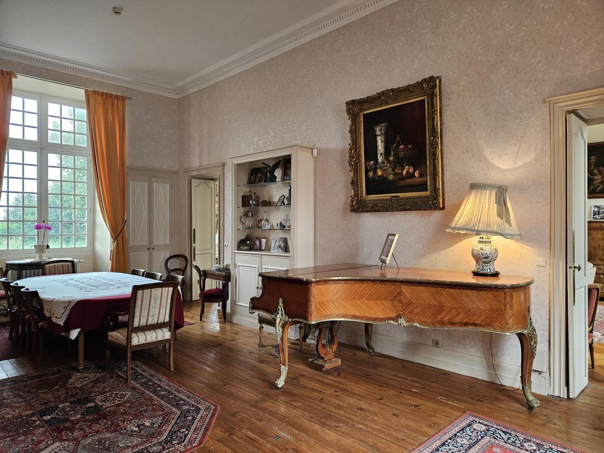 Un séjour d'exception au Logis du Château Saint-Pierre-de-l'Isle Extérieur photo