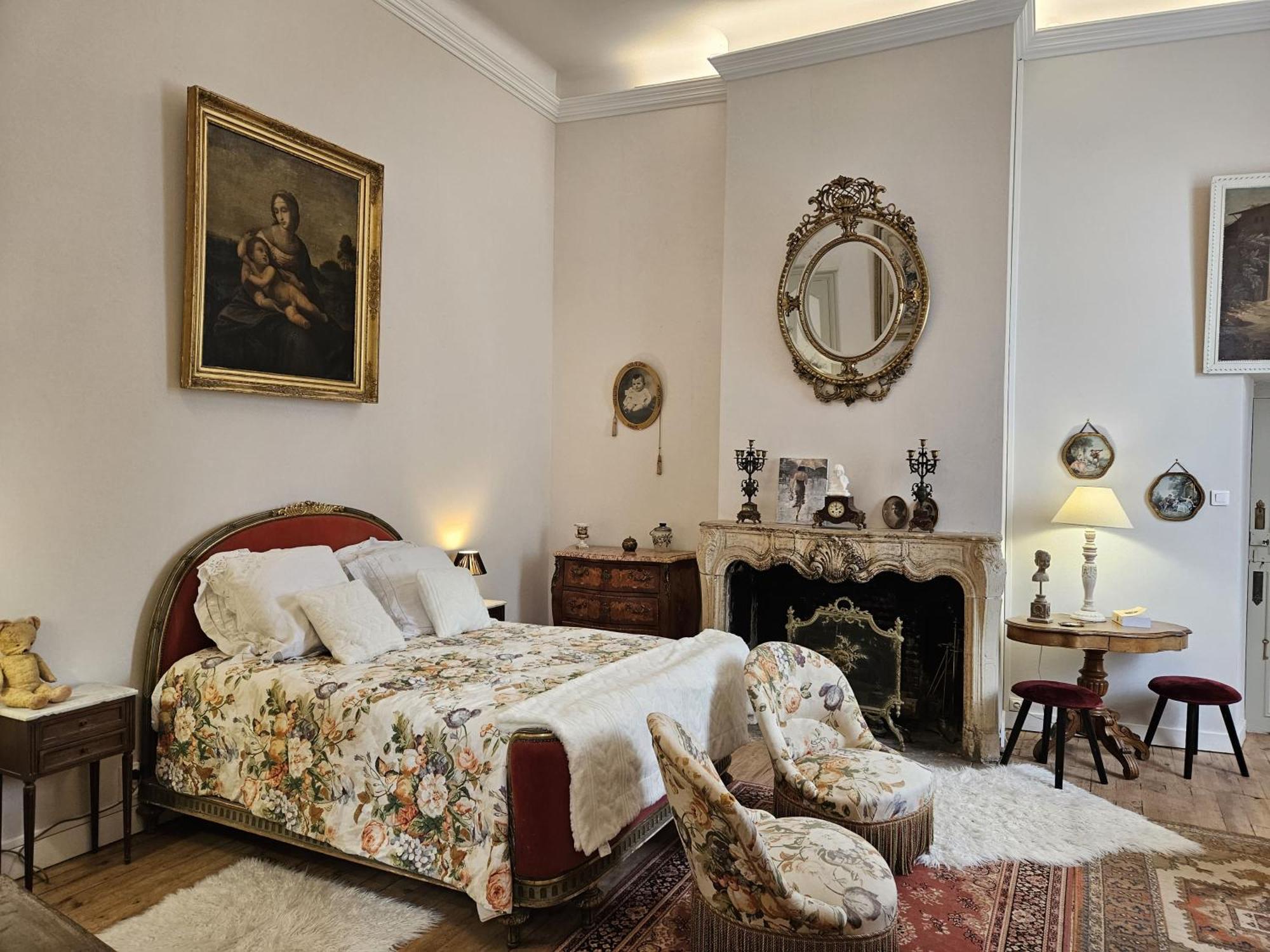 Un séjour d'exception au Logis du Château Saint-Pierre-de-l'Isle Extérieur photo