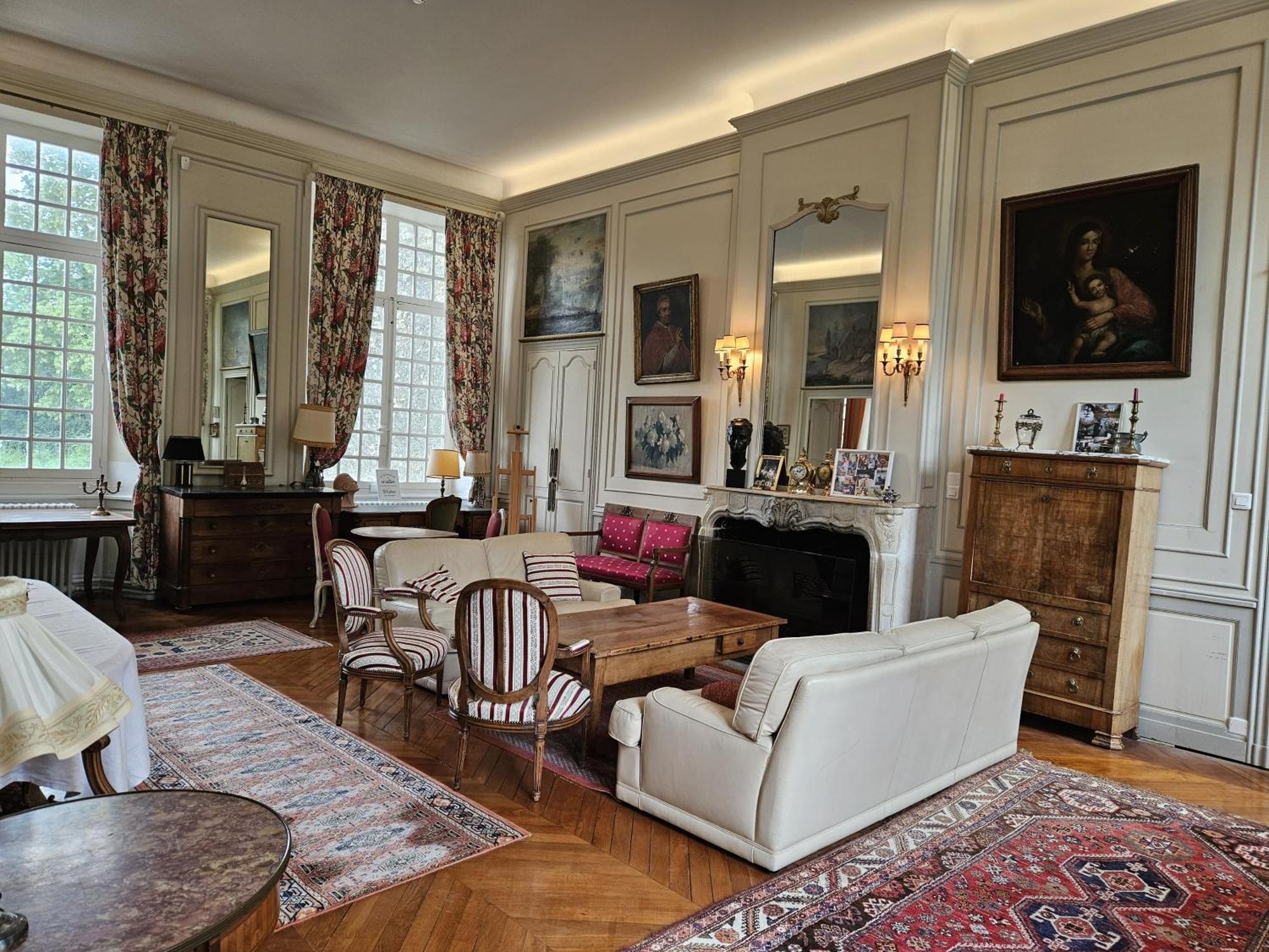 Un séjour d'exception au Logis du Château Saint-Pierre-de-l'Isle Extérieur photo